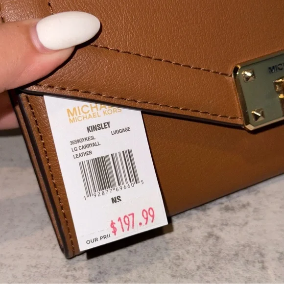 Michael Kors Kinsley Brown Carryall Wallet - Picture 7 of 7